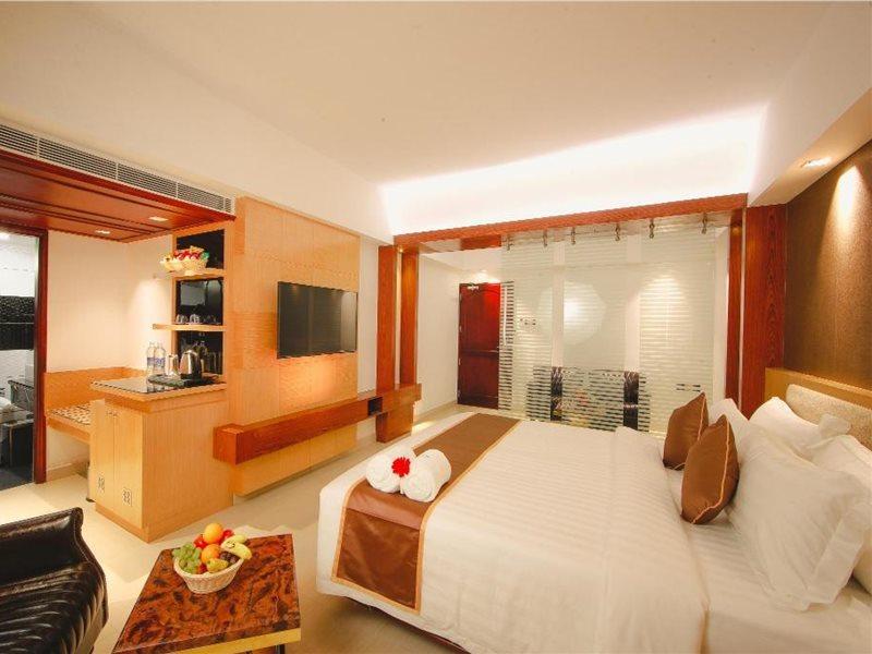 Akhil Classic Thiruvananthapuram Екстер'єр фото