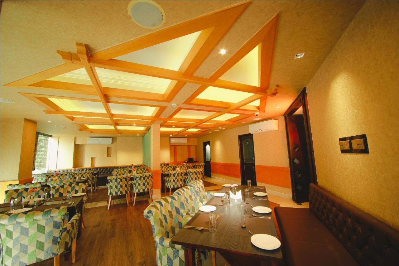 Akhil Classic Thiruvananthapuram Екстер'єр фото